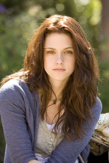 bella_kristen.jpg bella_kristen.jpg