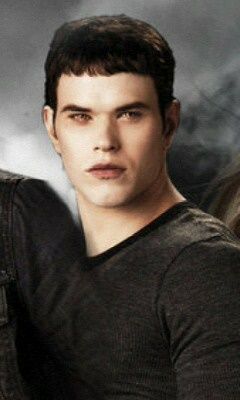 emmett_.jpg emmett_.jpg