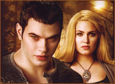 hot-emmett-rosalie.jpg