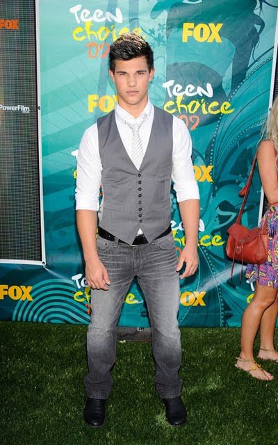 taylor-lautner-899-6.jpg